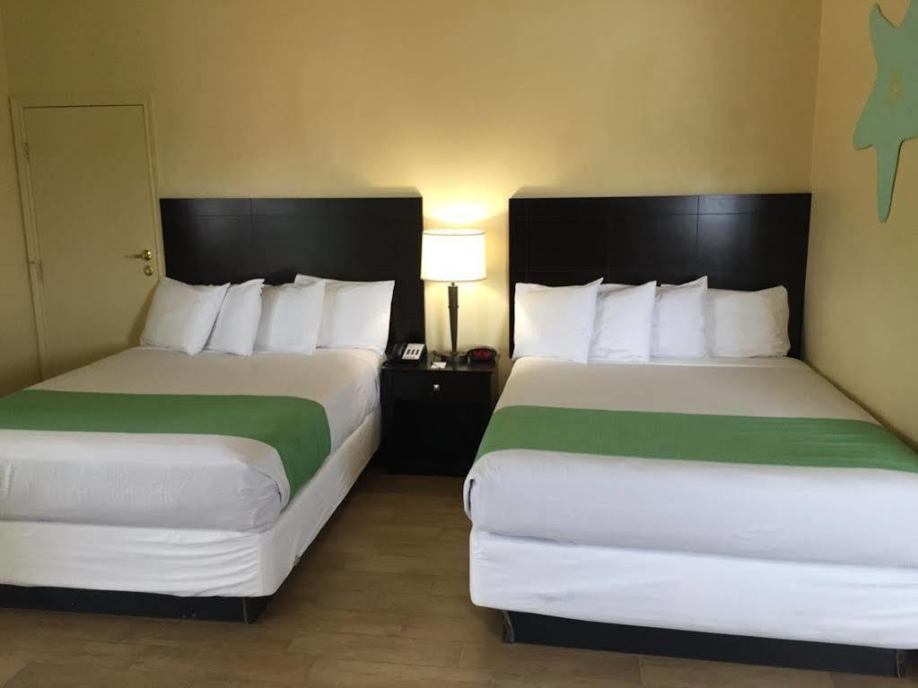 Island Hotel Πορτ Αράνσας Εξωτερικό φωτογραφία